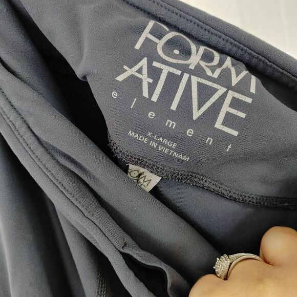Formative Element Active Leggings Women's Size XL X-large Cropped Gray Capri.
Wa - Picture 5 of 6
